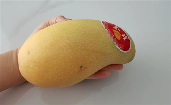 胡萝卜素是菠萝的45倍 这种水果现在吃正好