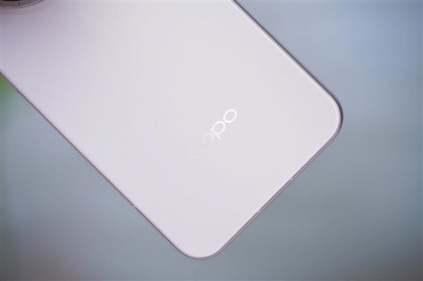 史上最窄四等边手机！OPPO Find X8s图赏