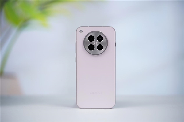史上最窄四等边手机！OPPO Find X8s图赏