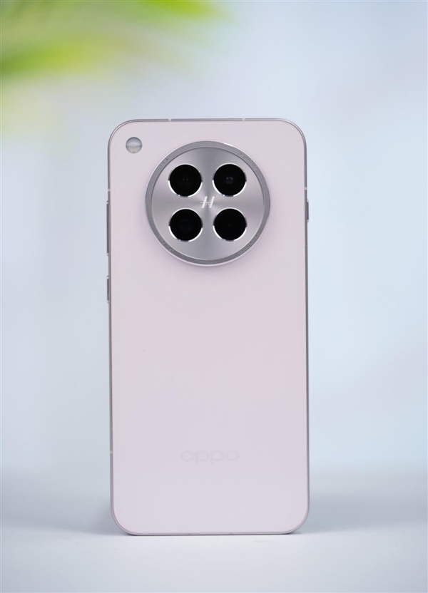 史上最窄四等边手机！OPPO Find X8s图赏
