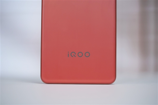 满血性能铁三角不到1700元！iQOO Z10 Turbo Pro图赏