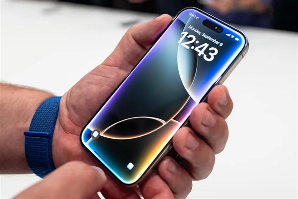 苹果放大招！iOS 19 三大核心升级点提前揭秘